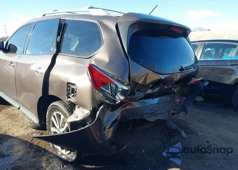 2015 Nissan Pathfinder S из США, поврежденный, VIN 5N1AR2MM1FC690587